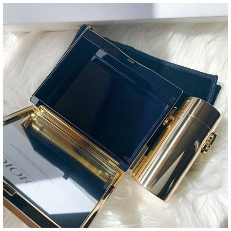 Dior lipstick clutch. Things To Know About Dior lipstick clutch. 